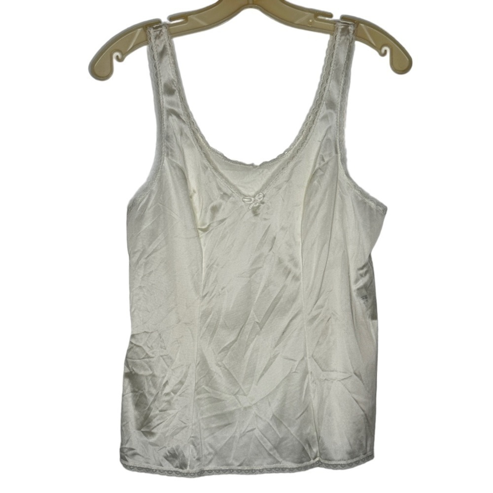 Vassarette Nylon Slip Top